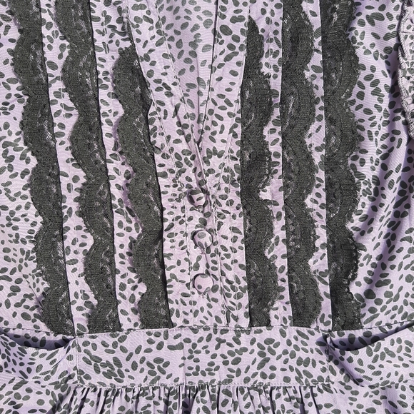 Ruffle-Sleeve Blouse - Picture 4 of 5